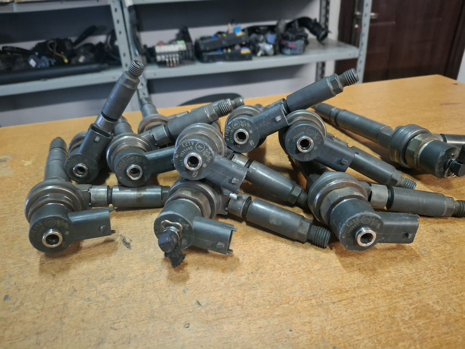 Injectoare Opel Astra H  Meriva  Combo  Astra G 1.7 Cdti(Bosch)