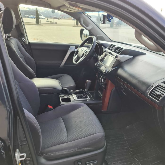 Toyota Land Cruiser J150