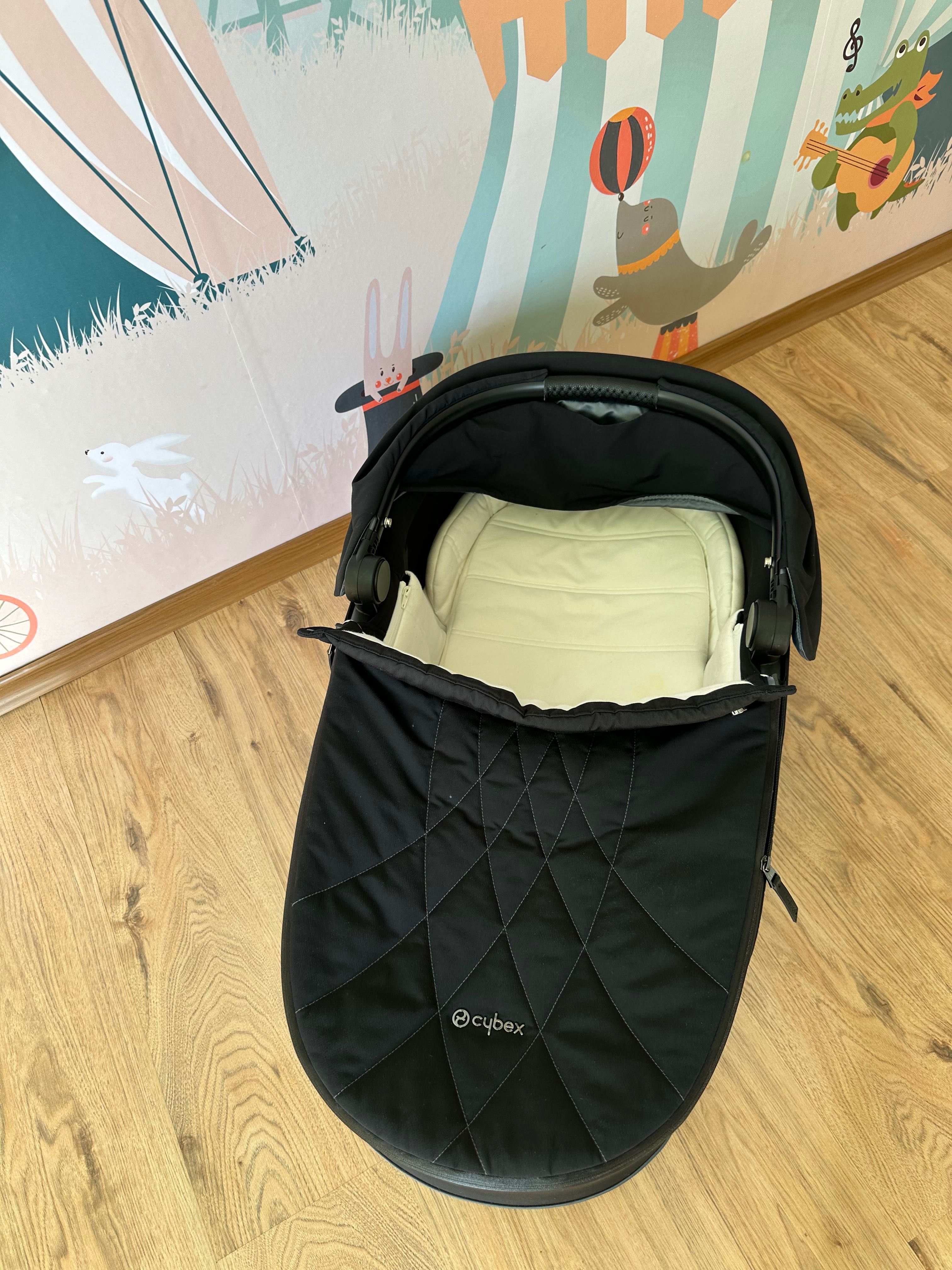 Електрическа количка Cybex e-priam Lux