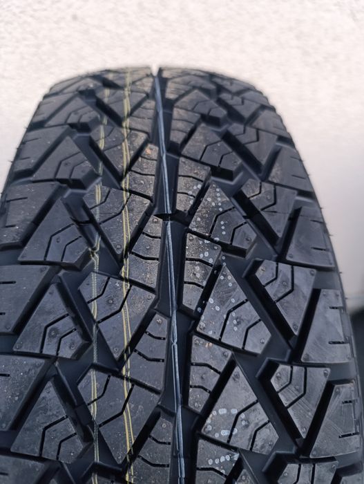 Всесезони гуми Austone 205/70/15 A/T, DOT 3424