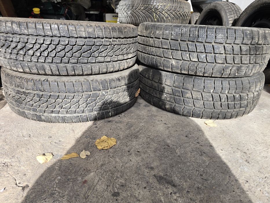 Зимни гуми за бус