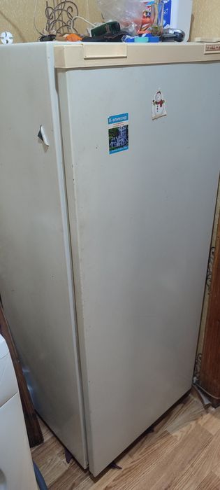 Продам холодильник