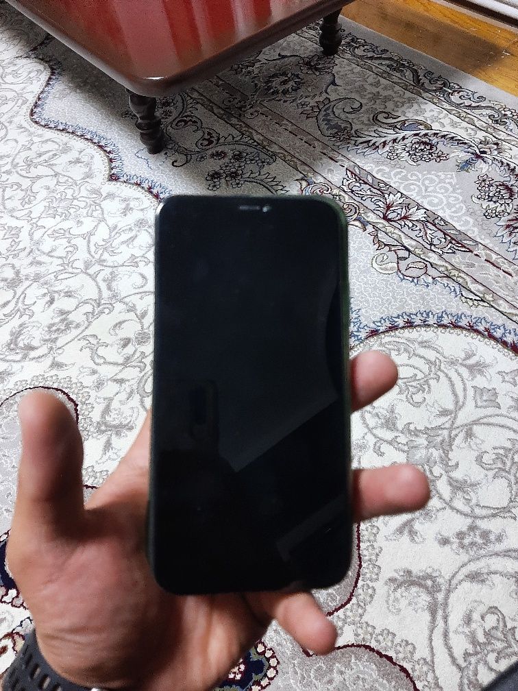 Iphone 11 zapchast narxda