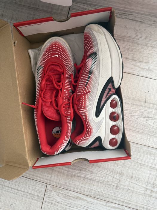 Nike нов модел 45,5 чисто нови