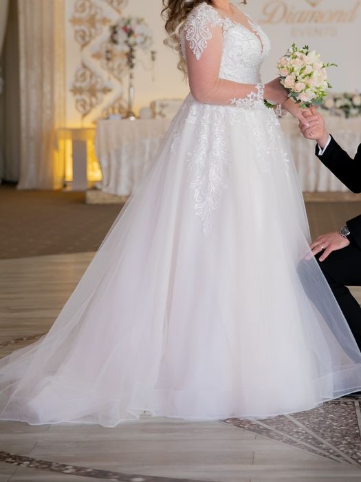 Vând rochie de mireasa stare foarte bună