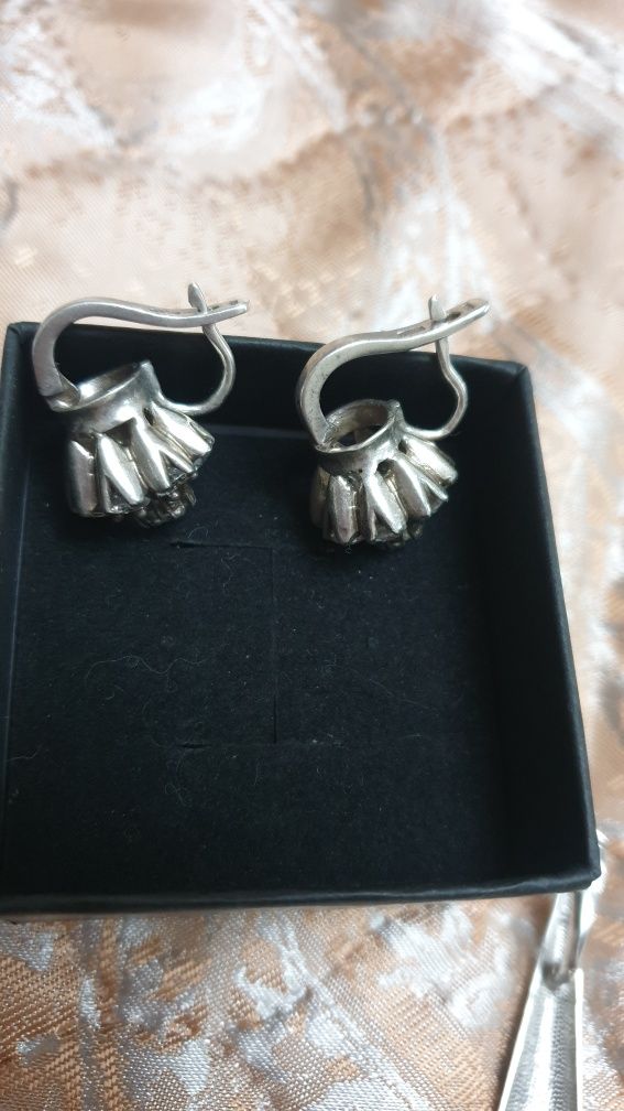 Сережки серебряные