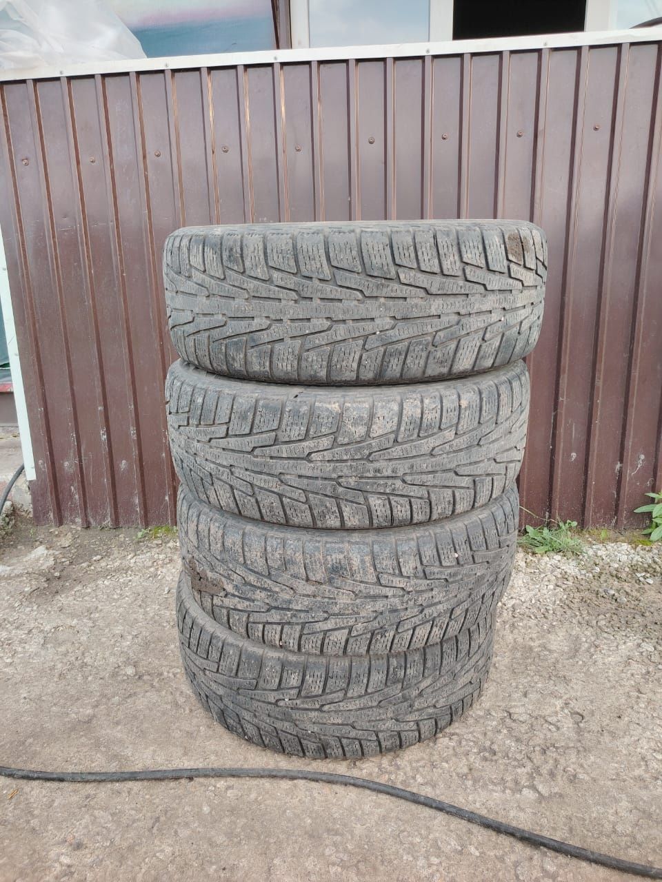 Продам автошины  б/у