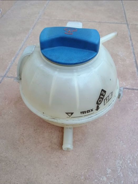 Vas de expansiune VW Polo 9N