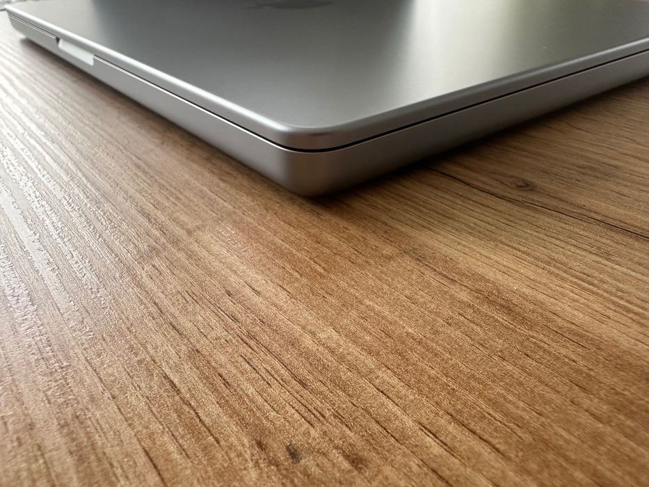 MacBook Pro 14" M3 8-CPU, 10-GPU, 16GB RAM, 512SSD,ГАРАНЦИЯ