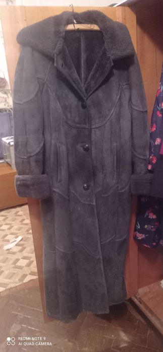 Продам женскую дубленку