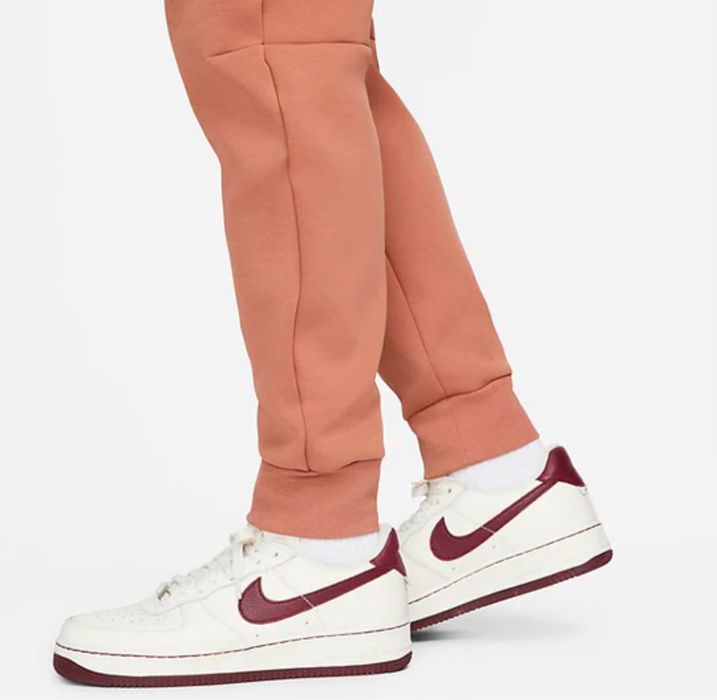 Мъжко долнище Nike Tech Fleece Mineral Clay Onyx - размер L