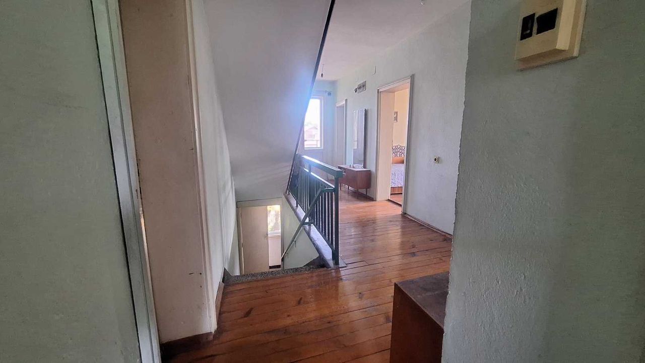 Продава се Къща в Елин Пелин - 452 кв.м за 863 €/кв.м - Снимка #15
