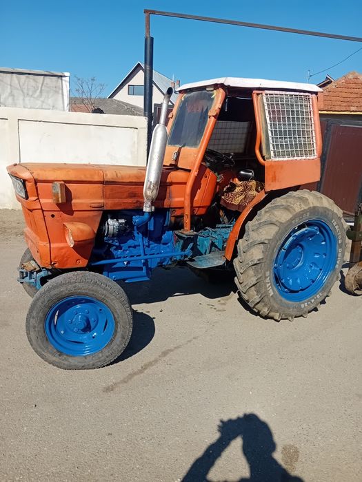 Tractor vrr 445 si utilaje