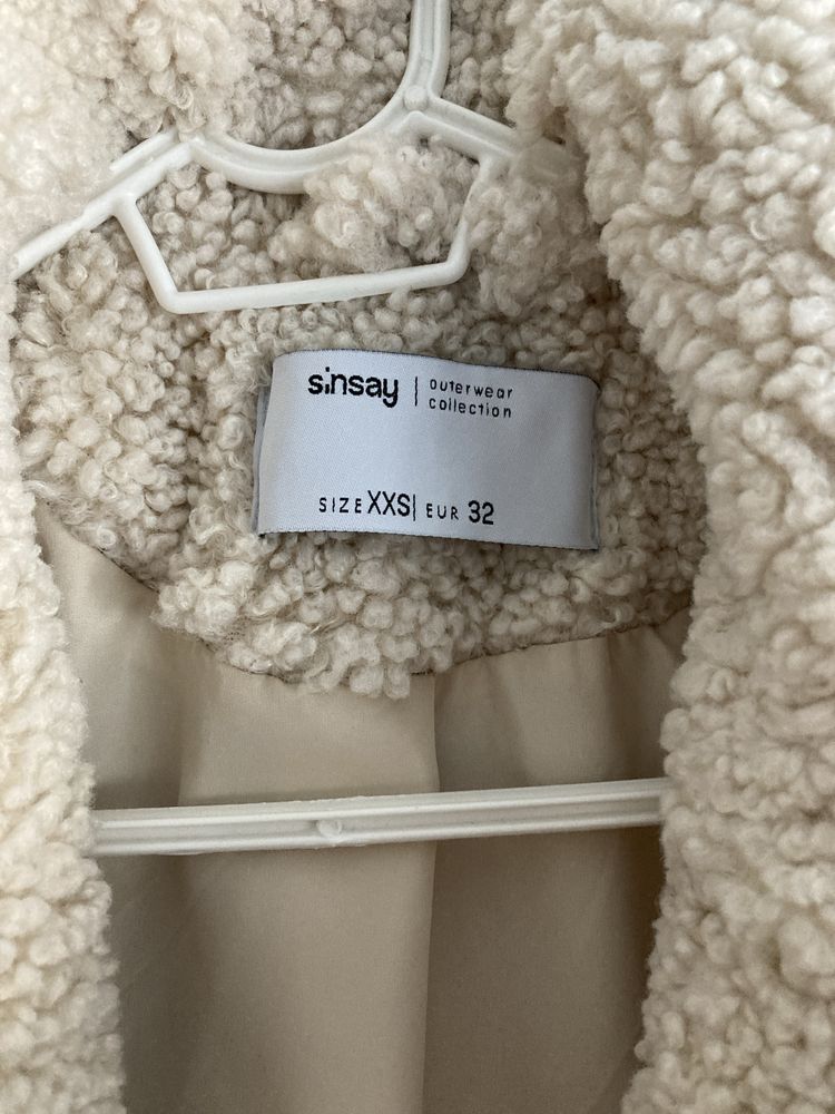 Дамско палто sinsay teddy bear