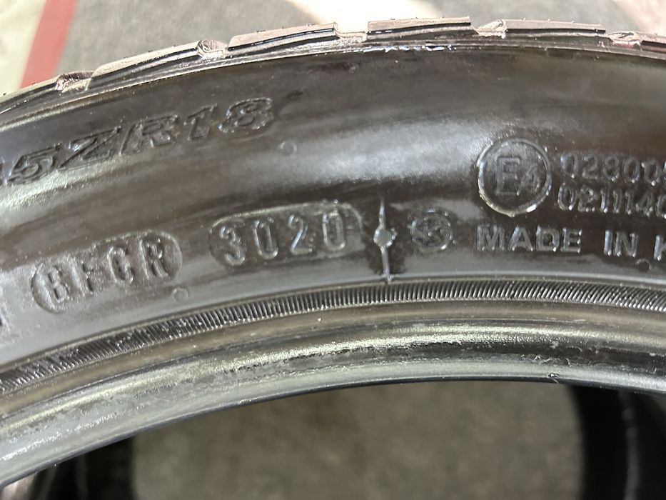 Гуми 215/45/18 Зимни Nexen 2 броя