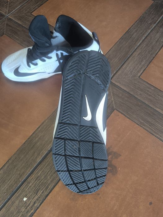 Обувки Найк номер 38-39