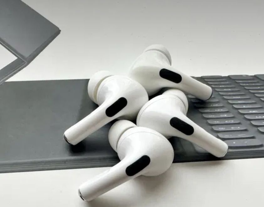 Airpods pro 2/3/4/2.1 правый или левый  наушник(Цена за штук)