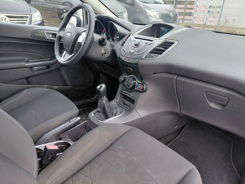 Ford Fiesta benz 13