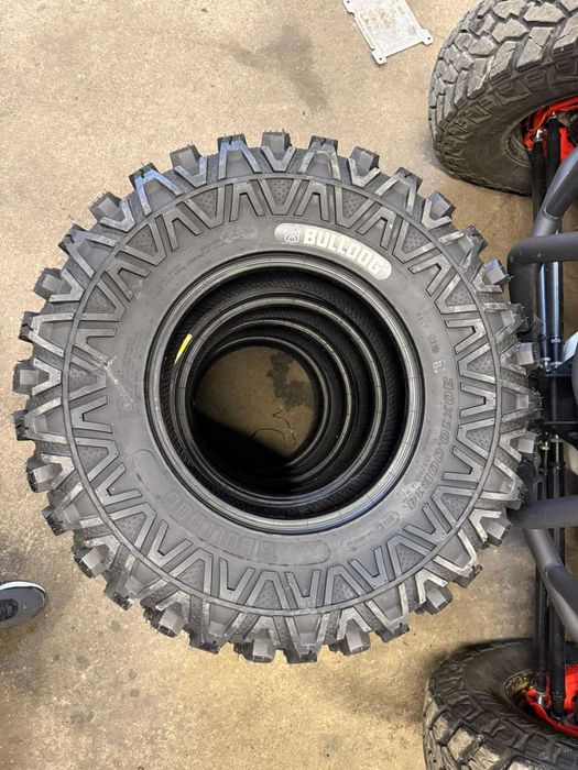 Гуми за УТВ 30х10х14