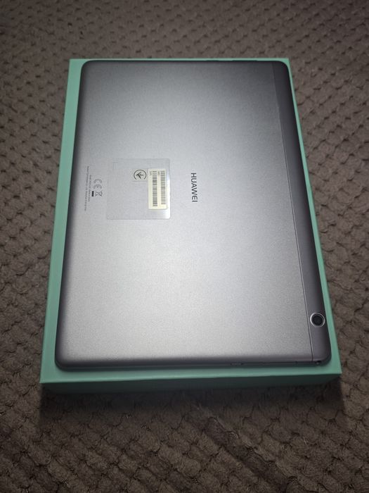 Huawei MediaPad T3 10 (AGS-L09, 9.6", 16GB, LTE + WiFi)