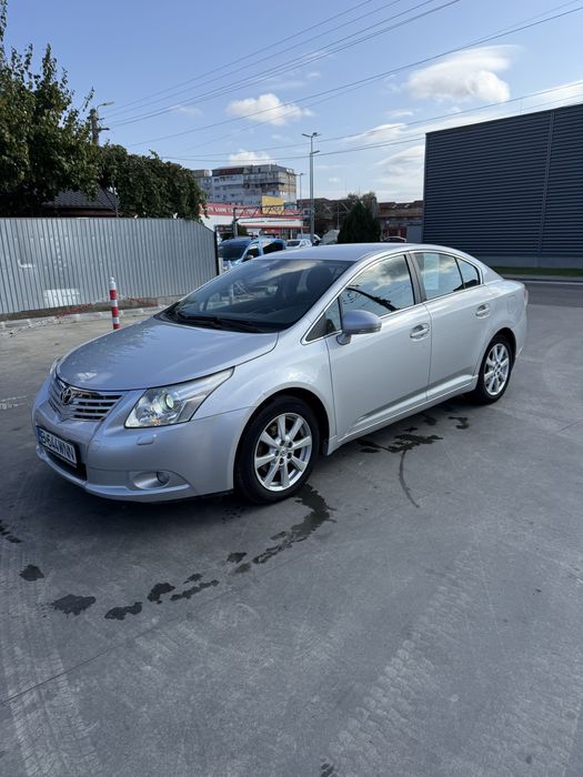 Toyota Avensis 1.8i cutie automata cvt Oferta !