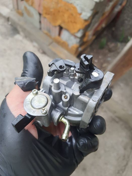 Reparatii drujbe,masini de tuns,motocultoare,scutere,atv