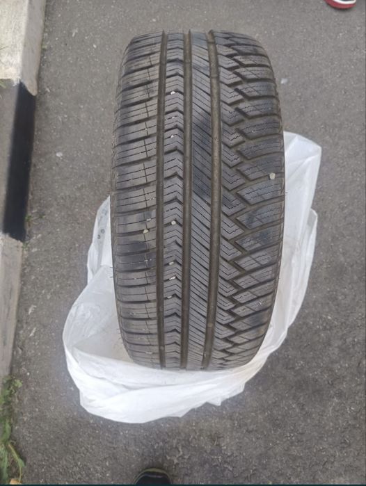 Vand cauciucuri all season Sailun