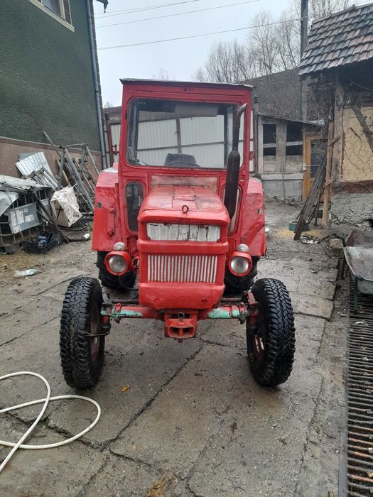 Tractor UTB 530 53 cp