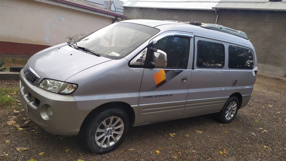 Hyundai Starex газ минивен