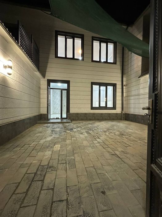 Двух Этажный коттедж 1.2 соток 6 комнат