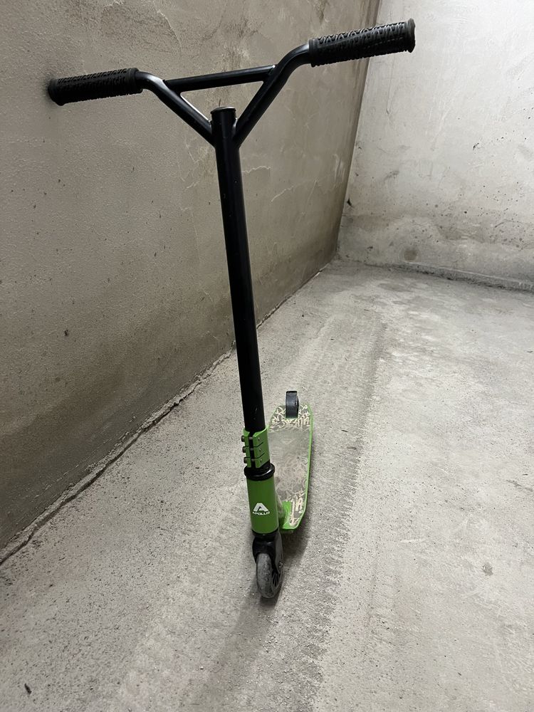 Тротинетка  Apollo Pro Scooter