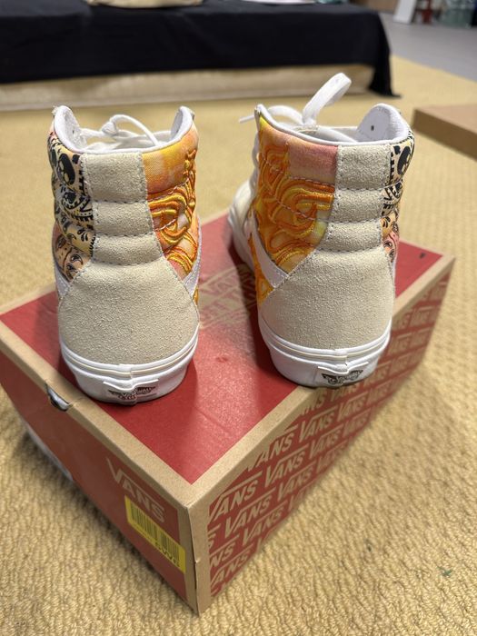 Кецове Vans Bandana flame и кецове Anyways