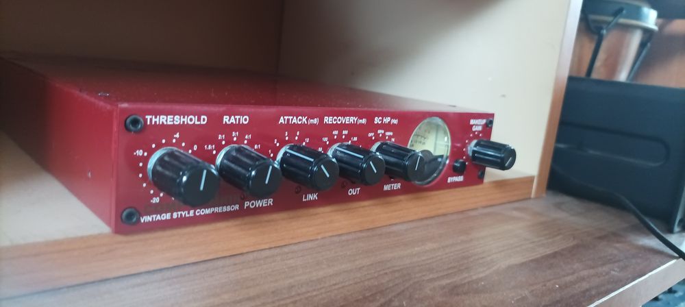 Compresor audio de studio Golden Age Vintage Compressor