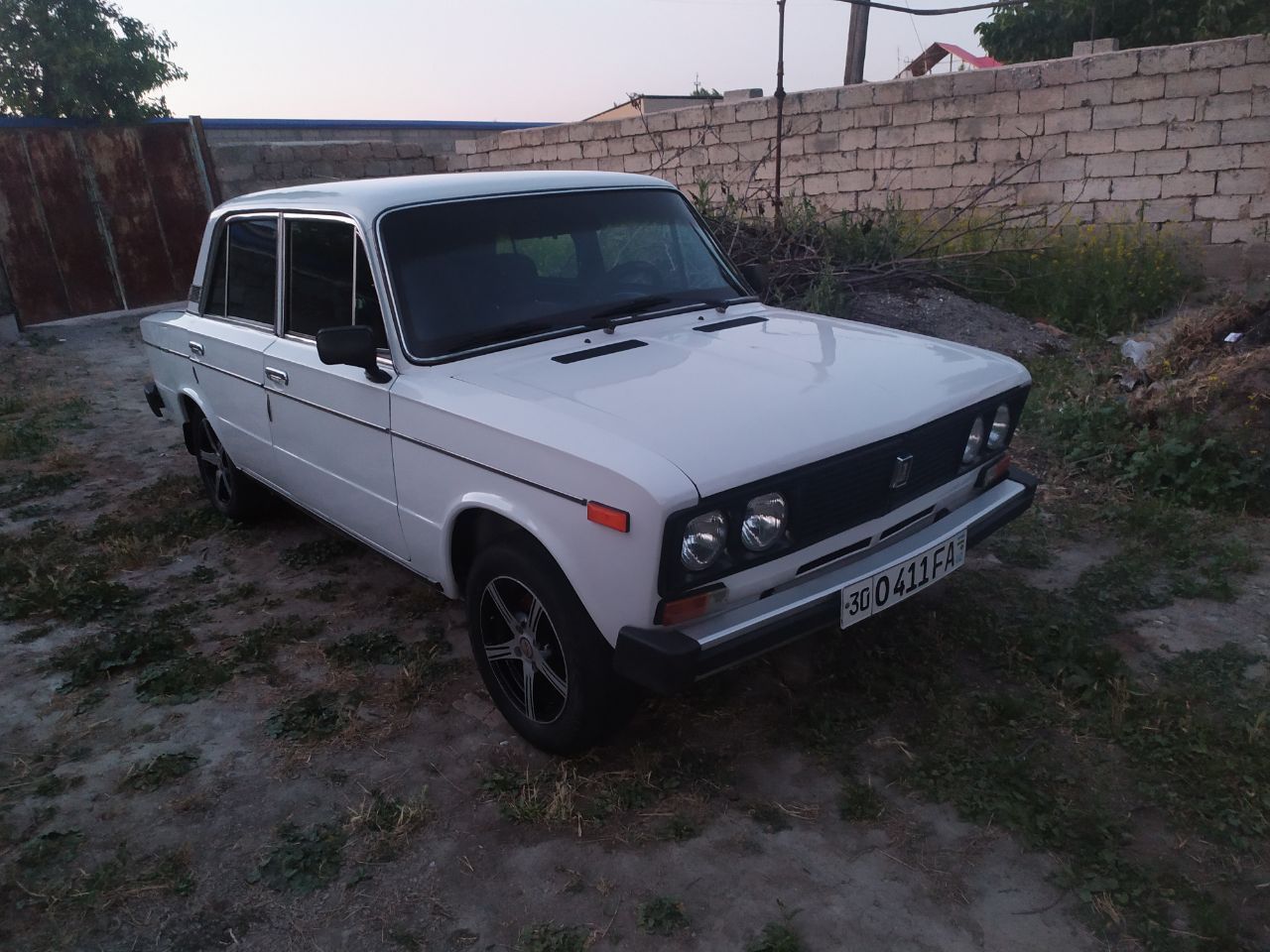 Срочно!!! ВАЗ-2106 сотилади