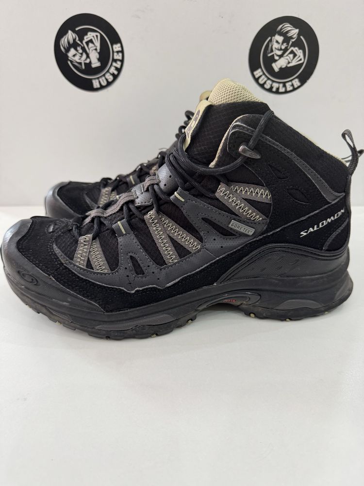 Туристически обувки SALOMON GORE-TEX .Номер 40.5