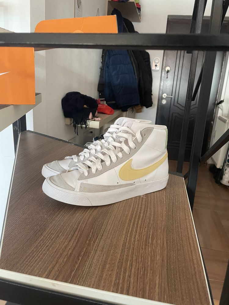 Nike Blazer Mid 77 Lemon Wash