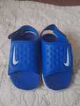 Sandale si adidasi Nike, trening Adidas, slapi si jucarii