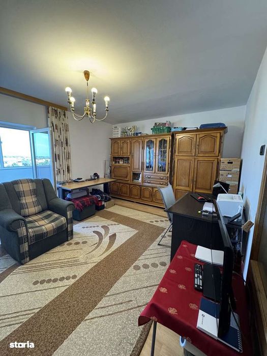 Apartament 3 camere  B-uri Noi pe Principala