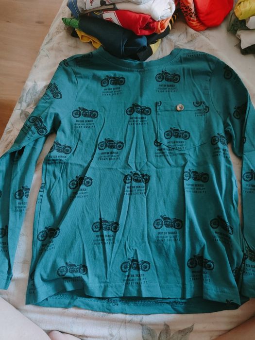 Bluze cu mânecă lungă 116 cm.