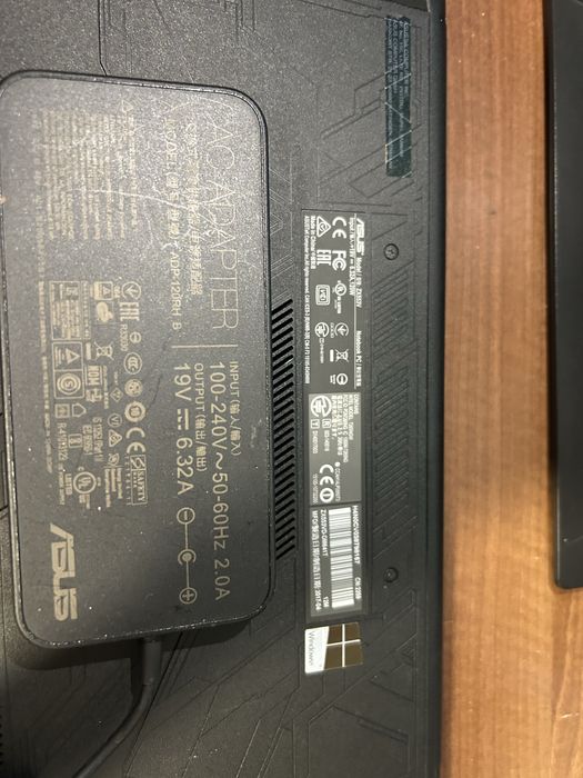Laptop Gaming Asus ROG ZX553V DEFECT