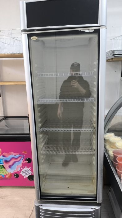 Продам холодильник