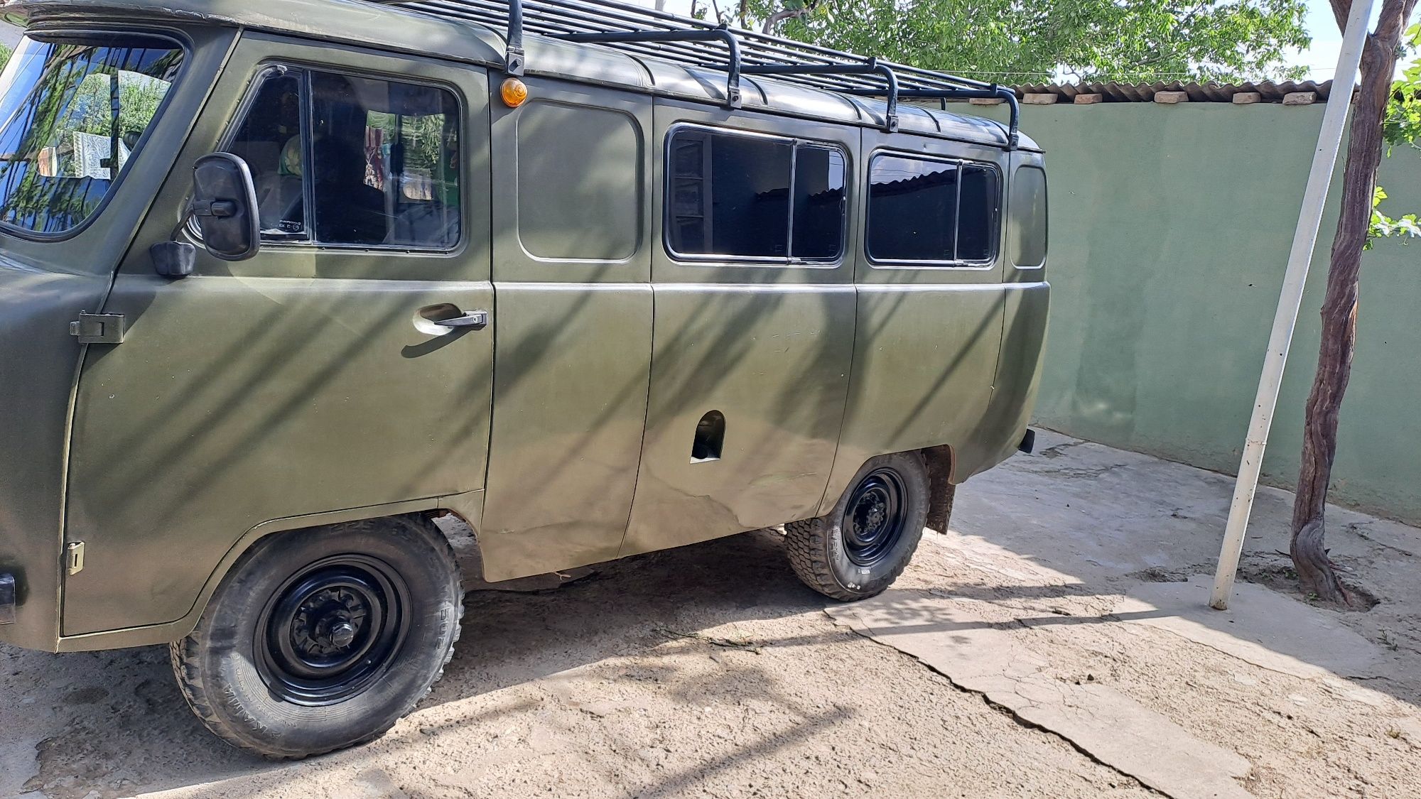 UAZ 3962. Ideal holatda sotiladi.