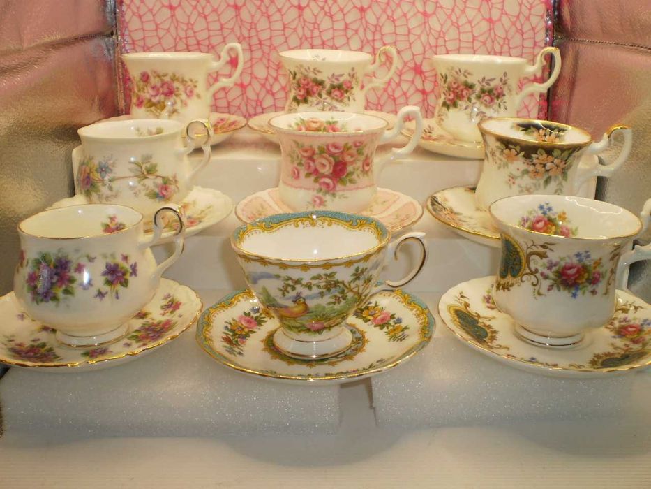 Lot superb Royal Albert - made in Anglia. Anii 80.