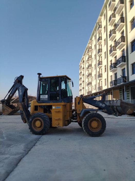 Экскаватор-Погрузчик (чайон)