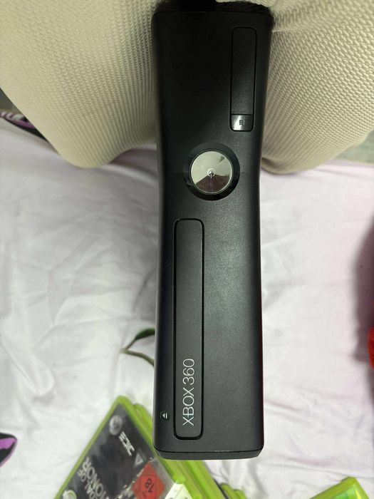 Xbox 360 slim perfect functional