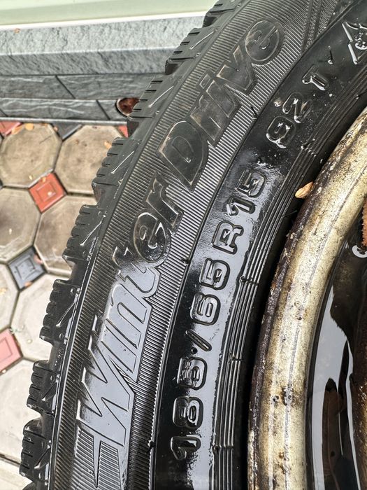 Продам зимнию резину