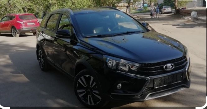 Lada VESTA SW CROSS 1,8 (2019)  SROCHNA sotiladi KELISHTIRIB beraman