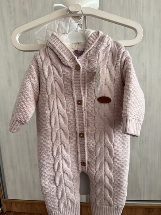 Одежда для малышей. Вязанный комбинезон на 6-9 месяцев.
