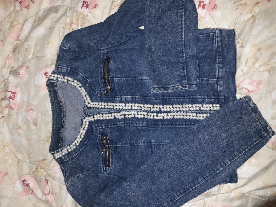 Куртка джинсовая женская