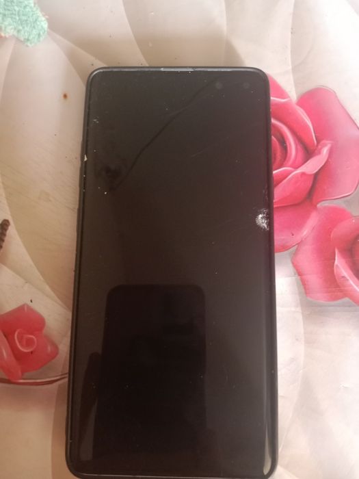 Продам самсунг S10+5G